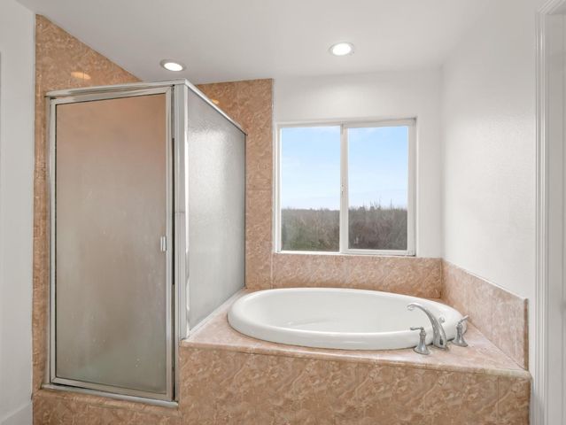 257 S Lead Avenue, Fresno, CA 93706