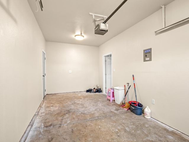 257 S Lead Avenue, Fresno, CA 93706