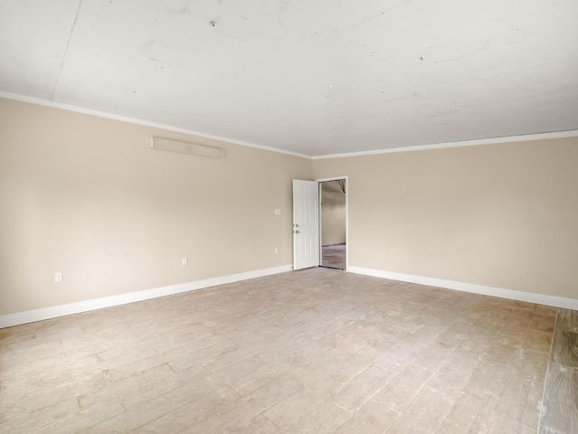 257 S Lead Avenue, Fresno, CA 93706