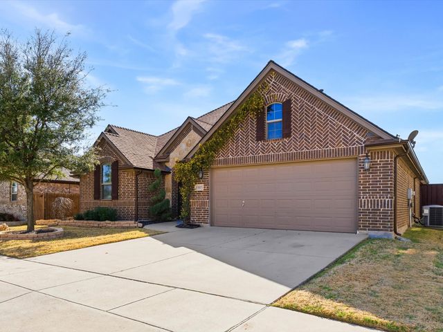 6905 Fools Gold Drive, Fort Worth, TX 76179