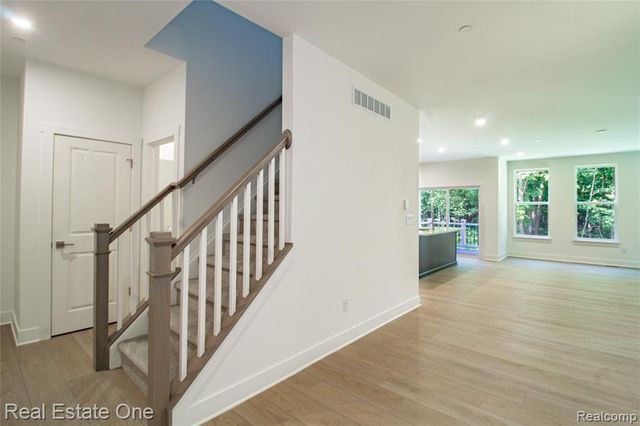 49530 Coldwater Ridge Drive, Northville, MI 48168