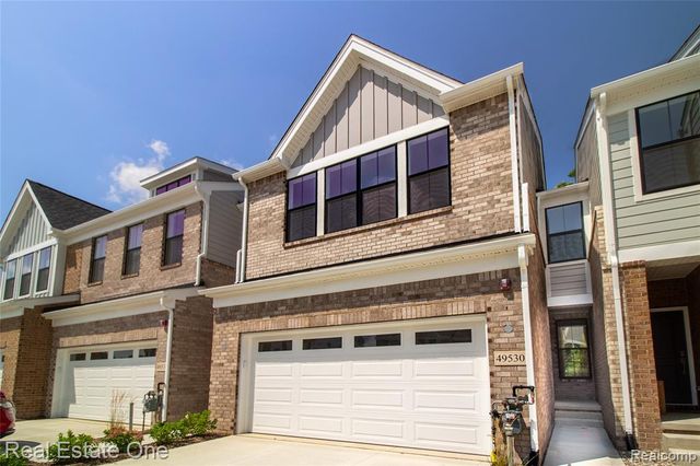 49530 Coldwater Ridge Drive, Northville, MI 48168