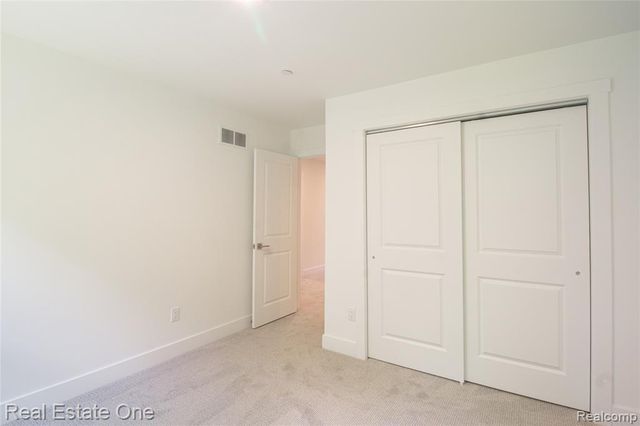 49530 Coldwater Ridge Drive, Northville, MI 48168