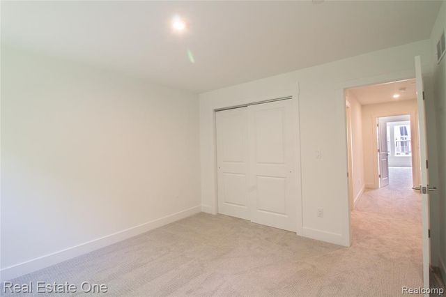 49530 Coldwater Ridge Drive, Northville, MI 48168