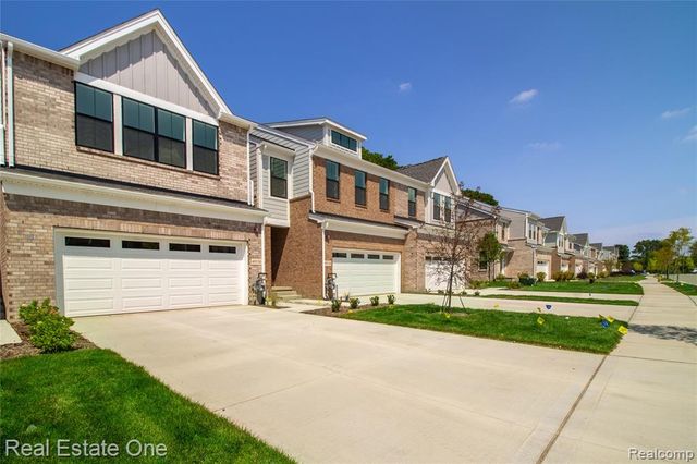 49530 Coldwater Ridge Drive, Northville, MI 48168