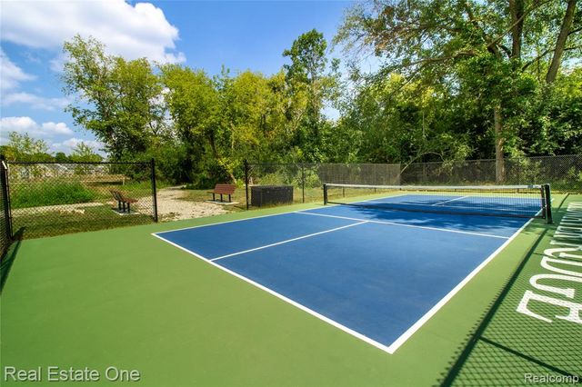 49530 Coldwater Ridge Drive, Northville, MI 48168