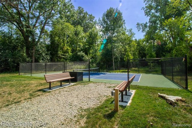 49530 Coldwater Ridge Drive, Northville, MI 48168