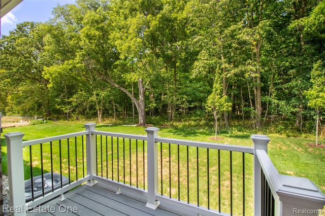 49530 Coldwater Ridge Drive, Northville, MI 48168