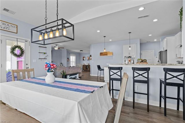 122 Gander DR, Moyock, NC 27958