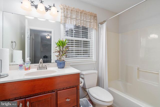 711 TIMBER BROOK DR, Vineland, NJ 08360