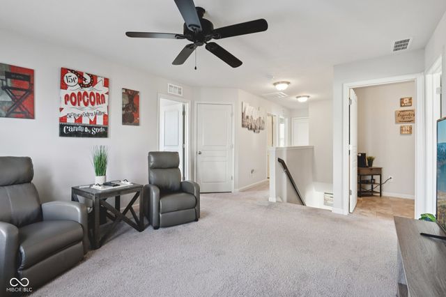 15437 Eastpark Circle W, Fishers, IN 46037