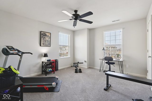 15437 Eastpark Circle W, Fishers, IN 46037