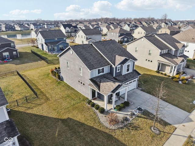 15437 Eastpark Circle W, Fishers, IN 46037