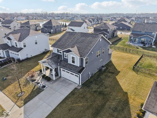 15437 Eastpark Circle W, Fishers, IN 46037