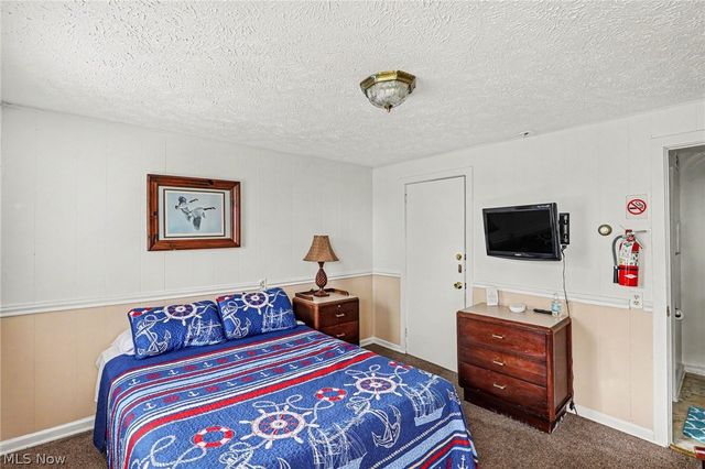 298 Park Avenue, Conneaut, OH 44030