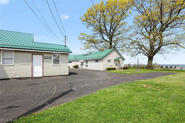 298 Park Avenue, Conneaut, OH 44030