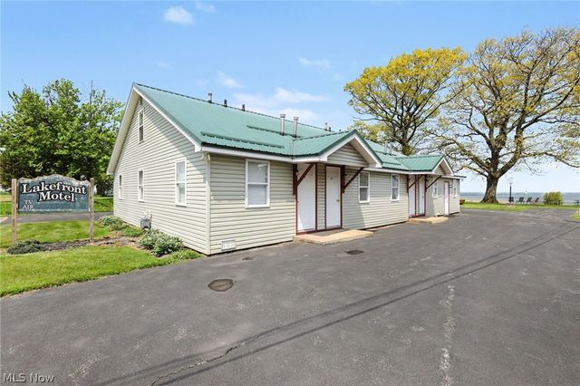 298 Park Avenue, Conneaut, OH 44030