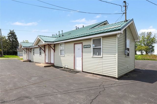 298 Park Avenue, Conneaut, OH 44030