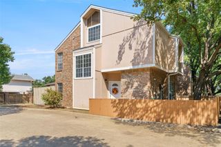 2411 Northlake Court, Irving, TX 75038