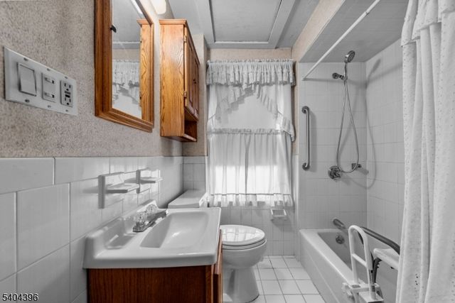 510 Passaic Ave, West Caldwell Twp., NJ 07006