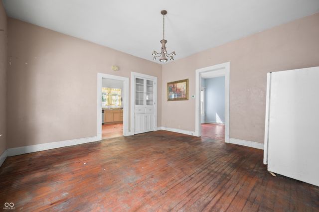 52 Home Avenue, Terre Haute, IN 47803