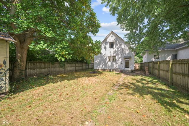 52 Home Avenue, Terre Haute, IN 47803