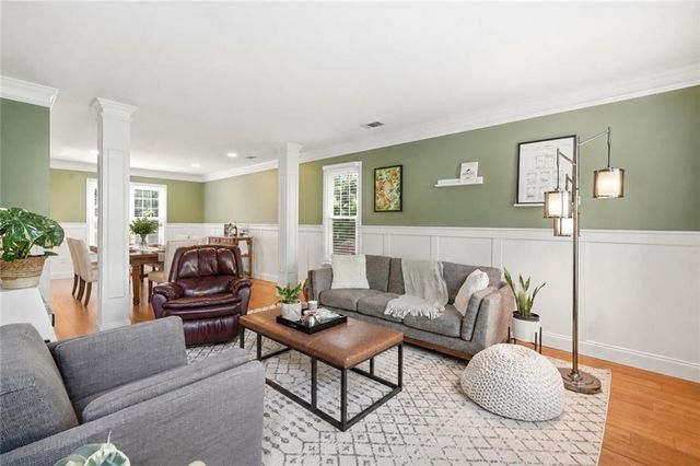 2228 Duck Hollow Drive NW, Kennesaw, GA 30152