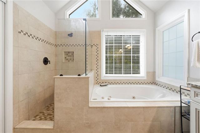2228 Duck Hollow Drive NW, Kennesaw, GA 30152