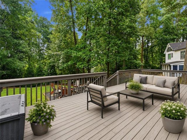 2228 Duck Hollow Drive NW, Kennesaw, GA 30152