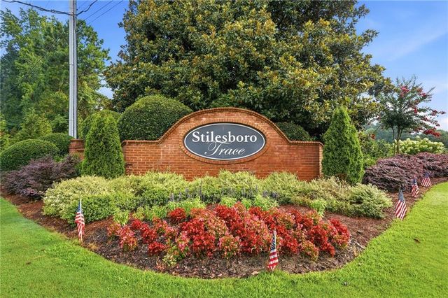 2228 Duck Hollow Drive NW, Kennesaw, GA 30152