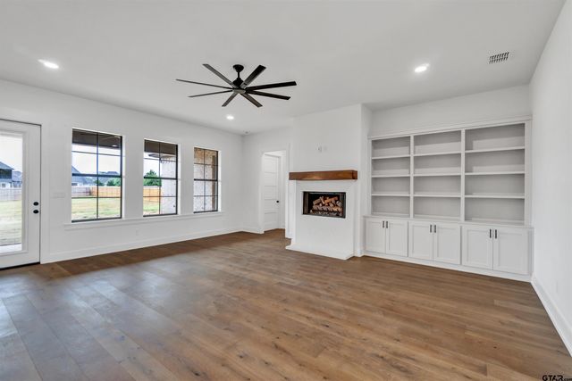 20224 Roebuck Drive, Bullard, TX 75757