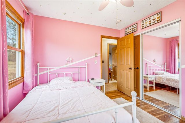 33805 Vickers Street NE, Cambridge, MN 55008