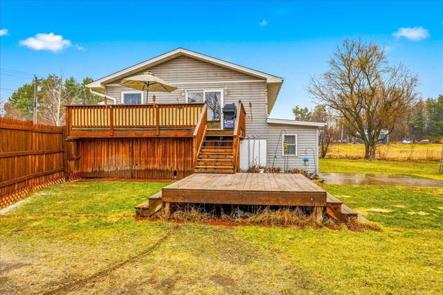 33805 Vickers Street NE, Cambridge, MN 55008
