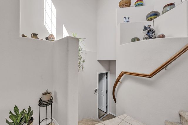 4211 Stowe Road NW, Albuquerque, NM 87114