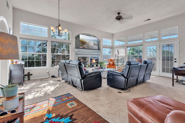 4211 Stowe Road NW, Albuquerque, NM 87114