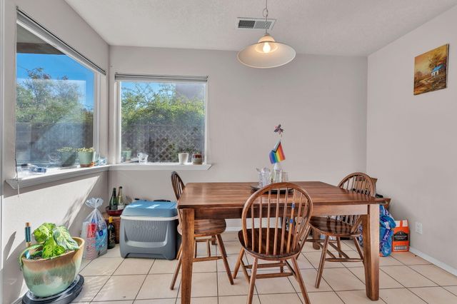 4211 Stowe Road NW, Albuquerque, NM 87114