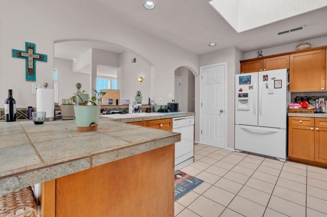 4211 Stowe Road NW, Albuquerque, NM 87114