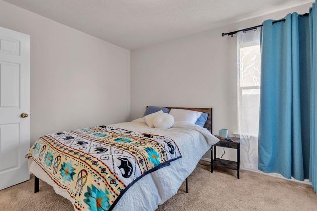 4211 Stowe Road NW, Albuquerque, NM 87114