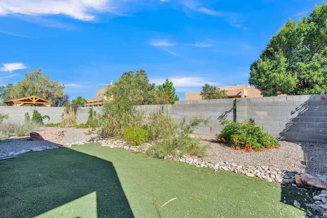 4211 Stowe Road NW, Albuquerque, NM 87114