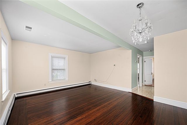 146 GROVE Street 2L, Providence, RI 02909