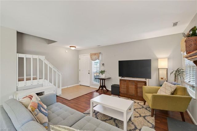2302 Flanders CT, Virginia Beach, VA 23454