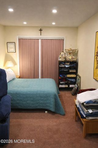 17 Vincent Court, Little Egg Harbor, NJ 08087