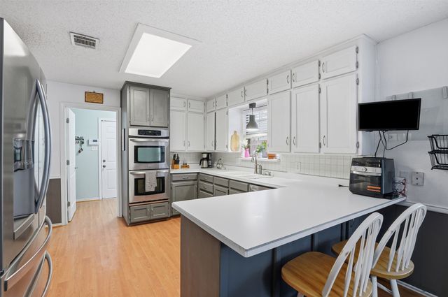 5105 Wind Rock Court, Arlington, TX 76017