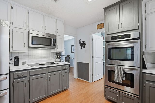 5105 Wind Rock Court, Arlington, TX 76017