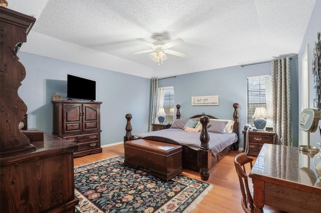 5105 Wind Rock Court, Arlington, TX 76017