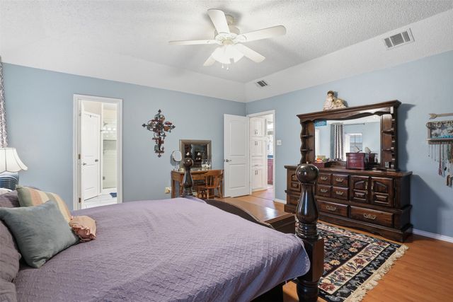 5105 Wind Rock Court, Arlington, TX 76017