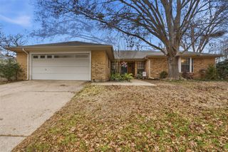 5105 Wind Rock Court, Arlington, TX 76017