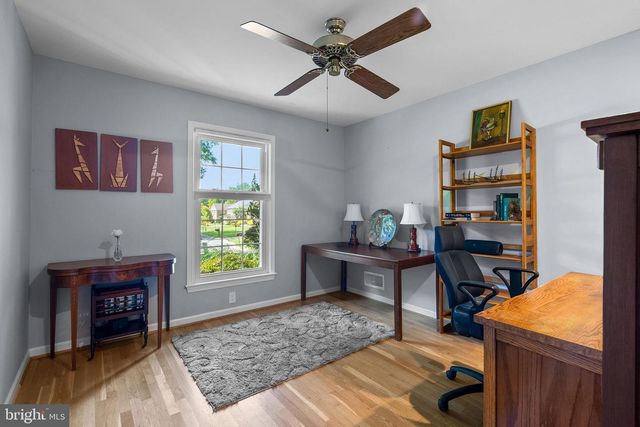 9000 WILLOW VALLEY DR, Potomac, MD 20854
