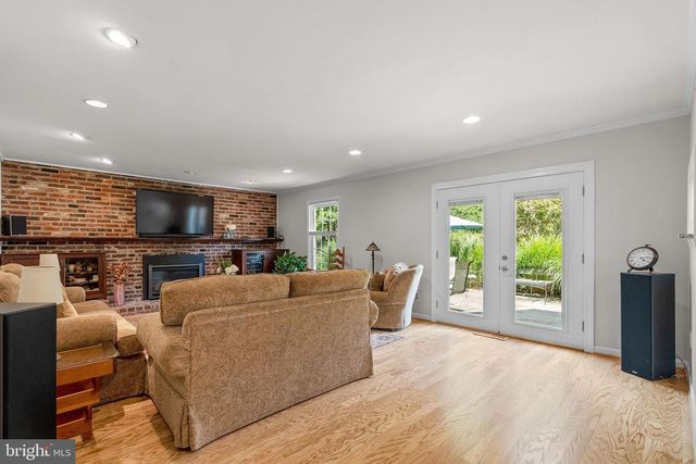 9000 WILLOW VALLEY DR, Potomac, MD 20854
