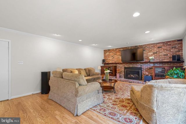 9000 WILLOW VALLEY DR, Potomac, MD 20854